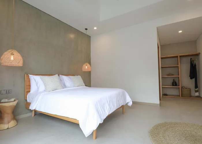 Villa Isea-3 Bedroom With Pool Seminyak